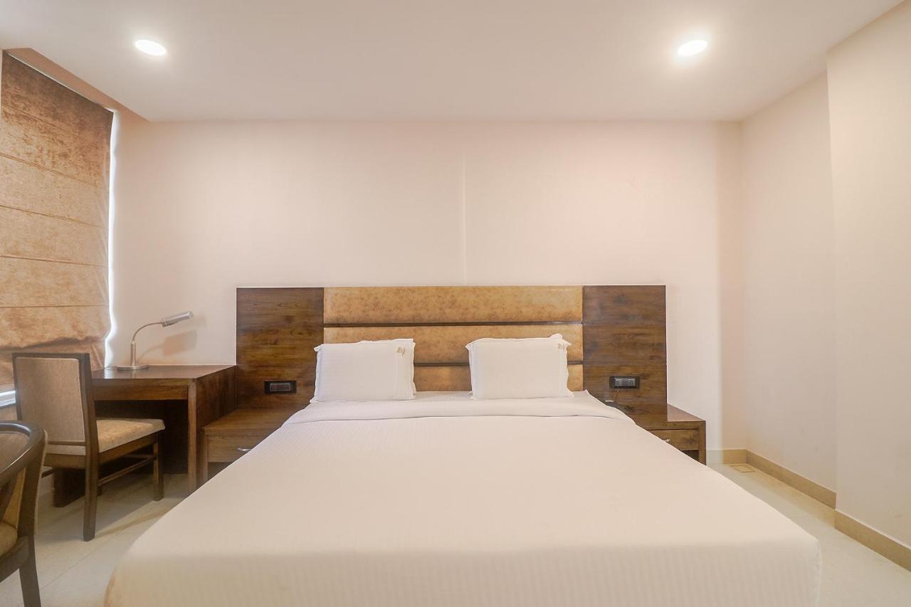 Fabhotel Mid Town Grand Pancskula Kültér fotó