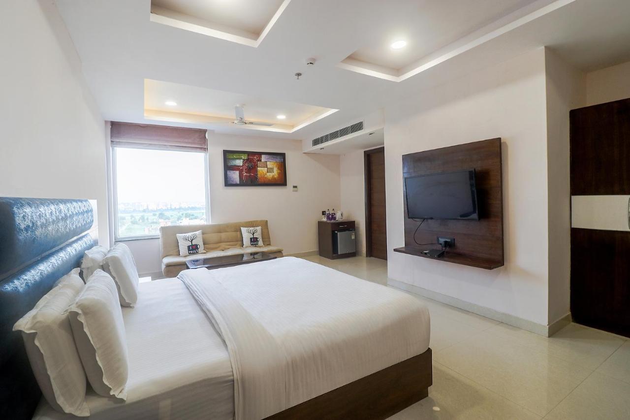 Fabhotel Mid Town Grand Pancskula Kültér fotó
